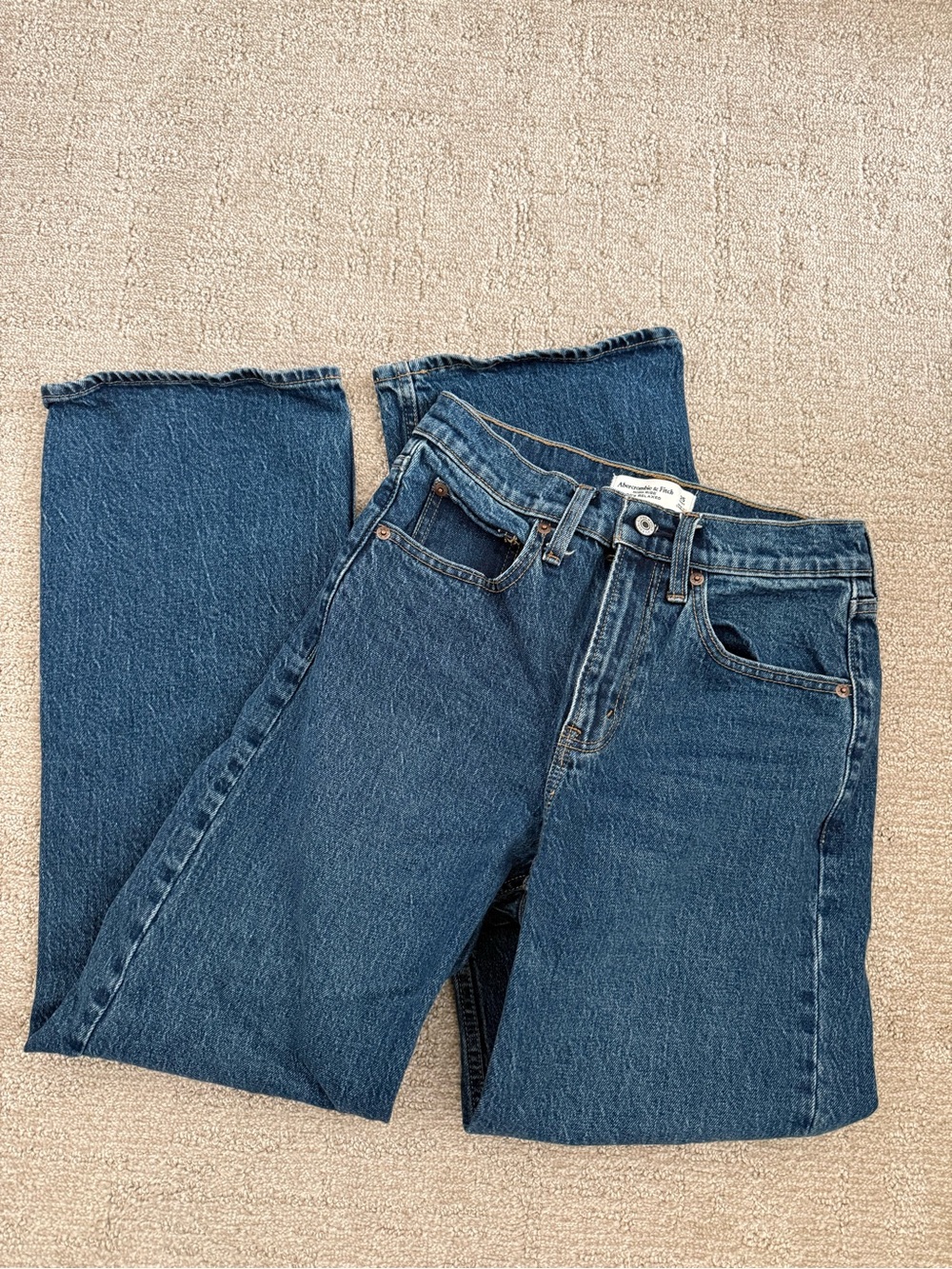 Abercrombie High Rise Relaxed Jean
